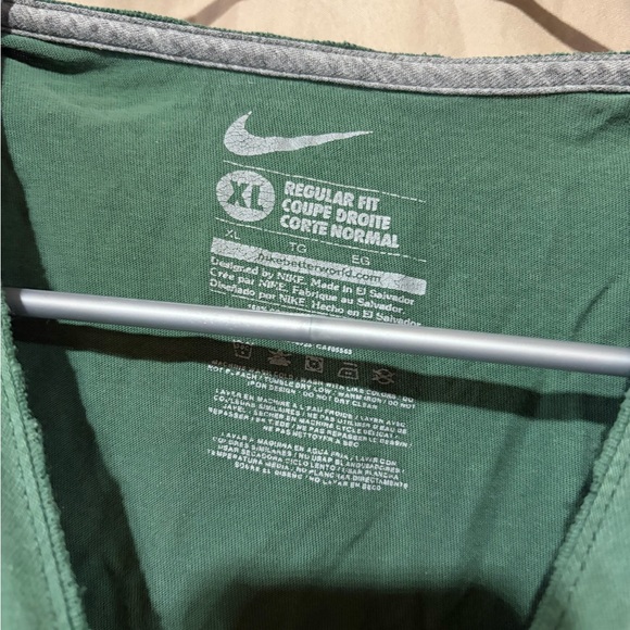 Vintage Nike T-shirt - Picture 2 of 3